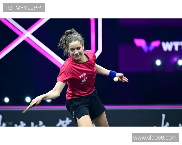 虎扑足球球星评论热议：从球迷视角看球员表现与未来走势